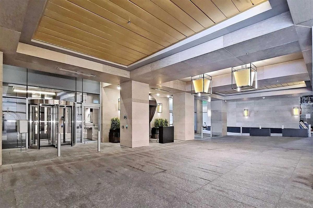 2 Bedroom Plus Den Condo Toronto Esterno foto
